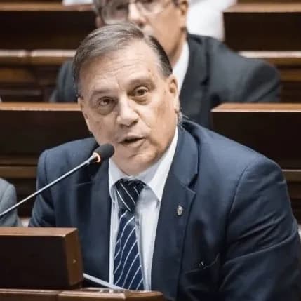 Carlos Varela
