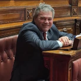 Néstor Otero